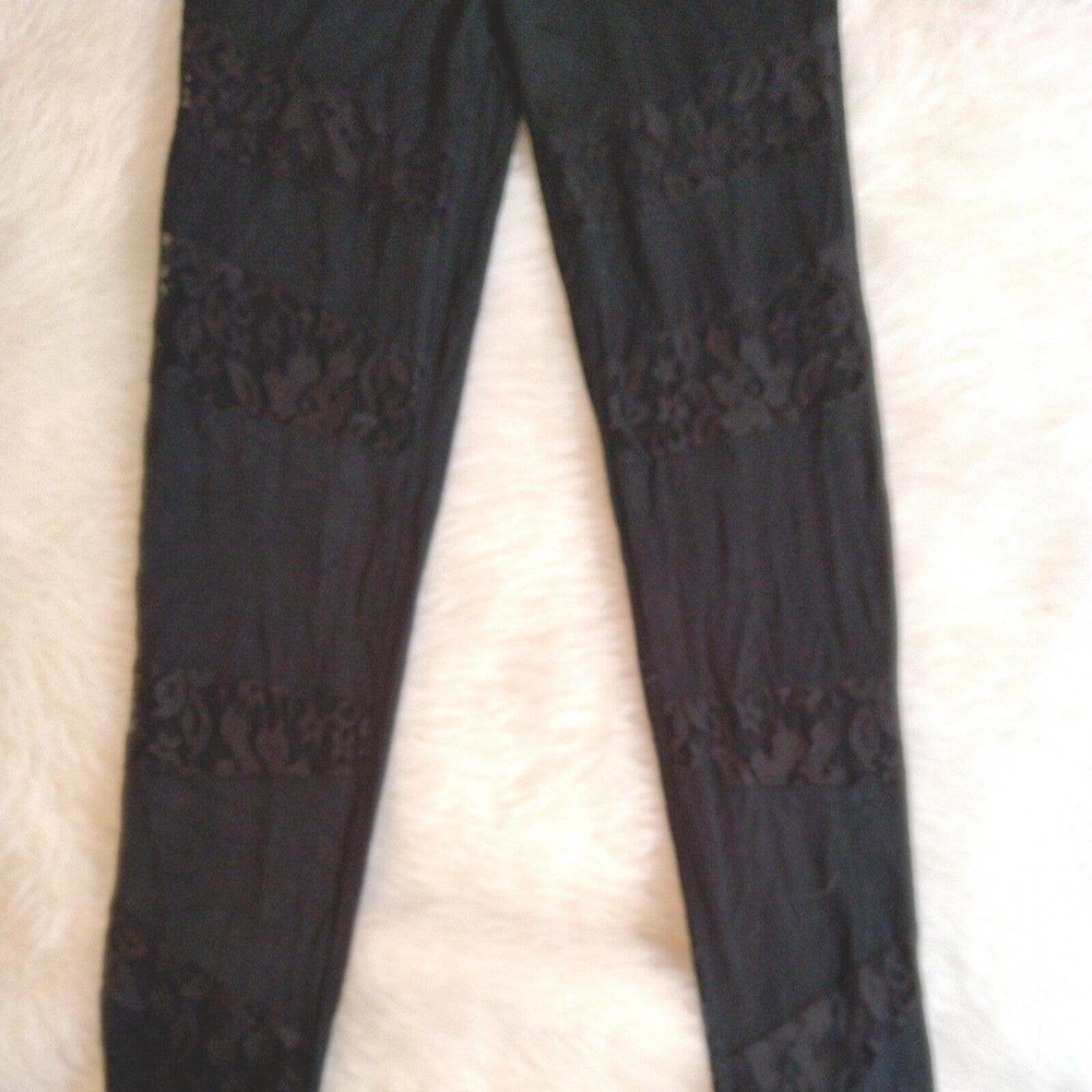 Venus Solid Black Lace Leggings - Picture 3 of 5